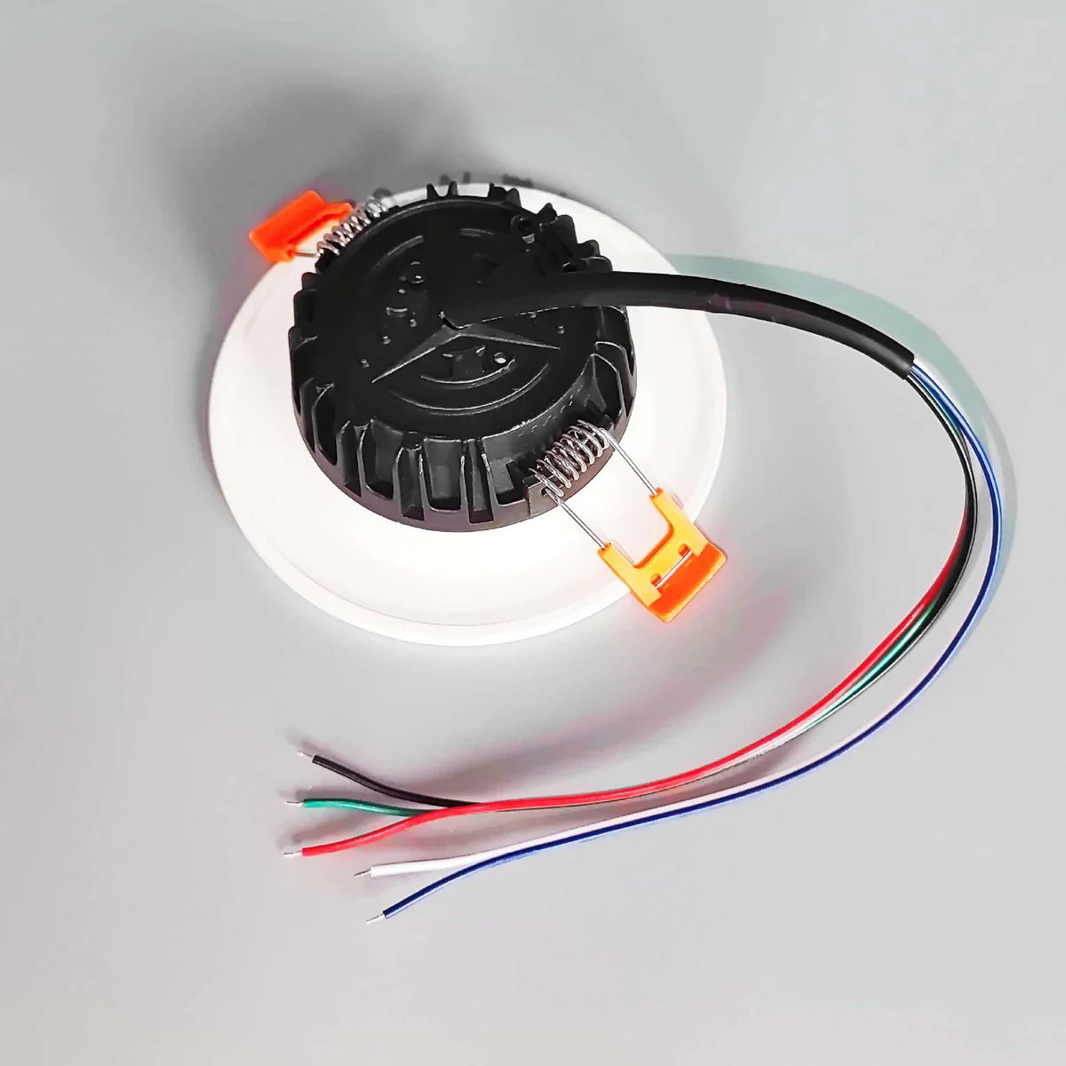 Smart RGB Downlight – RGBW RGBWW Super Bright Modern Recessed LED Downlights 12V 4W 6W 8W 12W Options White Round Embedded Design 4 Pack / 10 Pack (Controller and Power Supply Not Included)